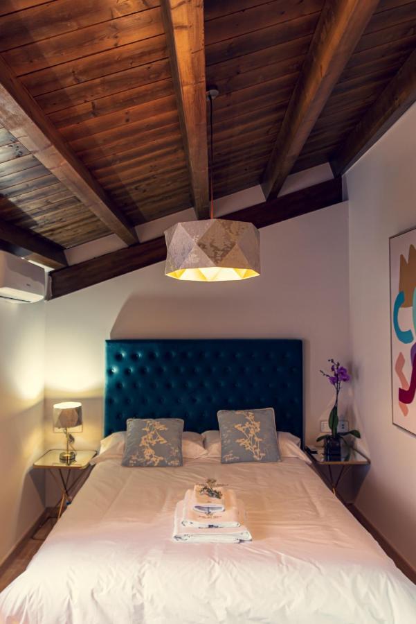 Apartamentos En El Valle Del Jerte Flores Para Angela Cabezuela Del Valle Exterior foto